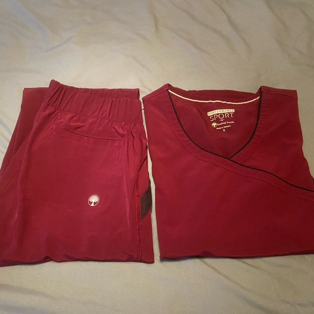 Burgundy scrub set